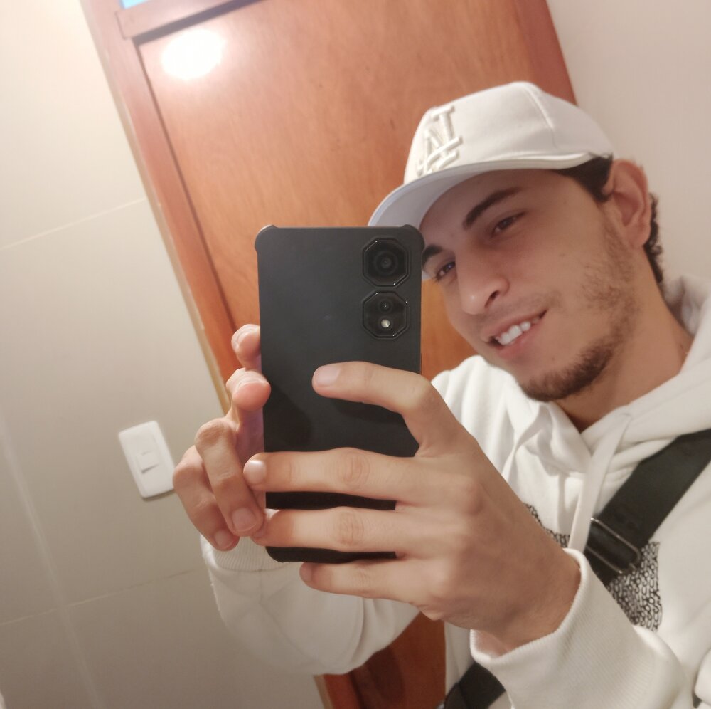 villamarinalvarez25 from stripchat