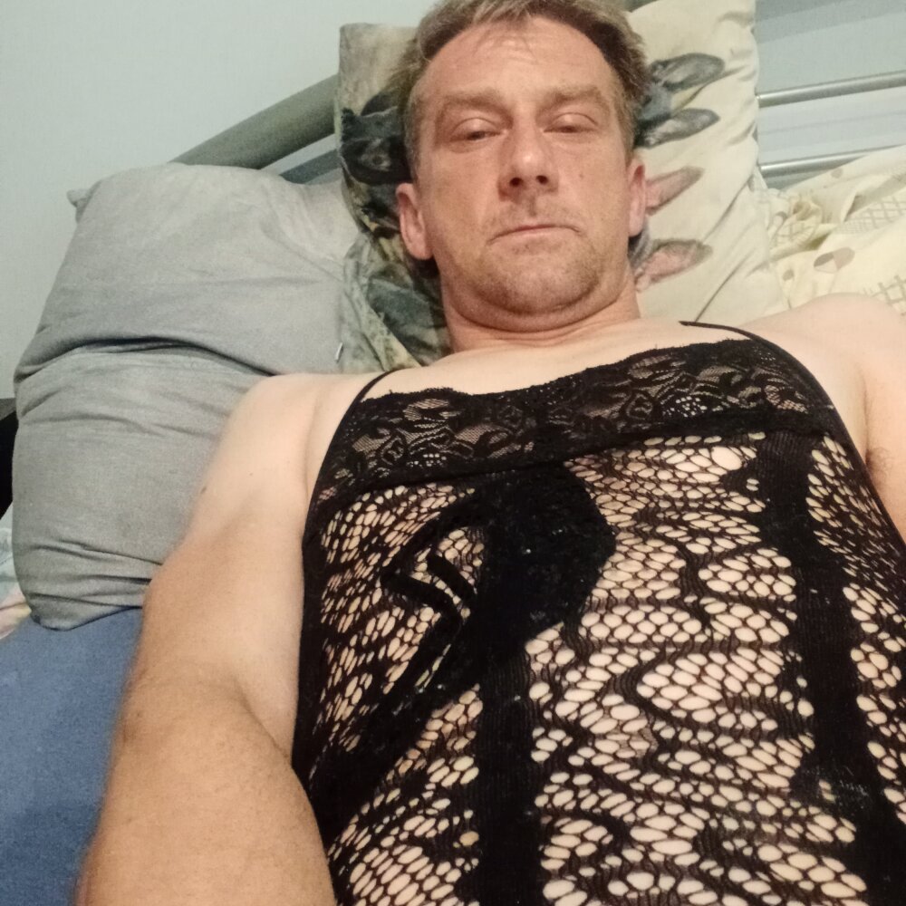 Suczkacddojebania's most recent online preview