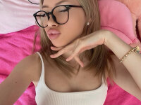 mila_vi's Live Sex Cam Show