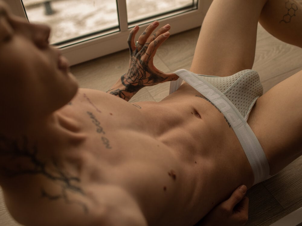 THEO__GREEN's Offline XXX Chat