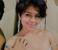 danna_sweetheart_'s Offline Chat Room