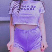 EvelinaHill's Offline Chat Room