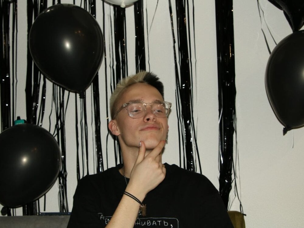Aaron_Vanken profile