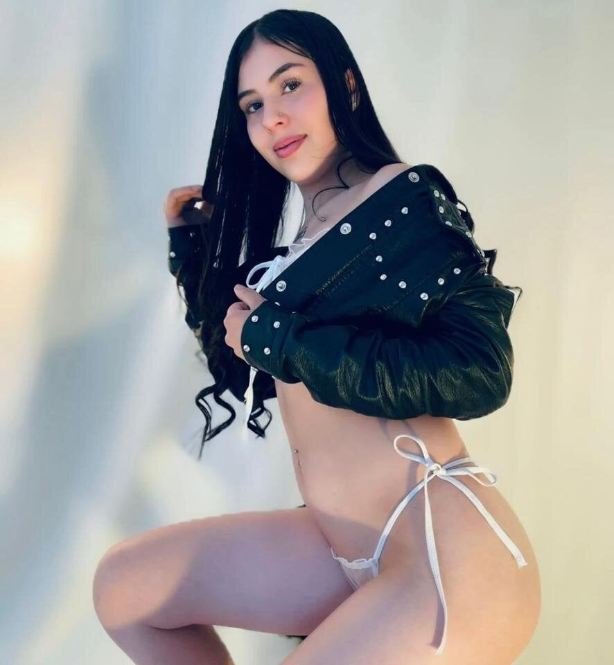 dayla-angels from stripchat