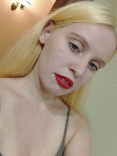 Charming_Cutie
