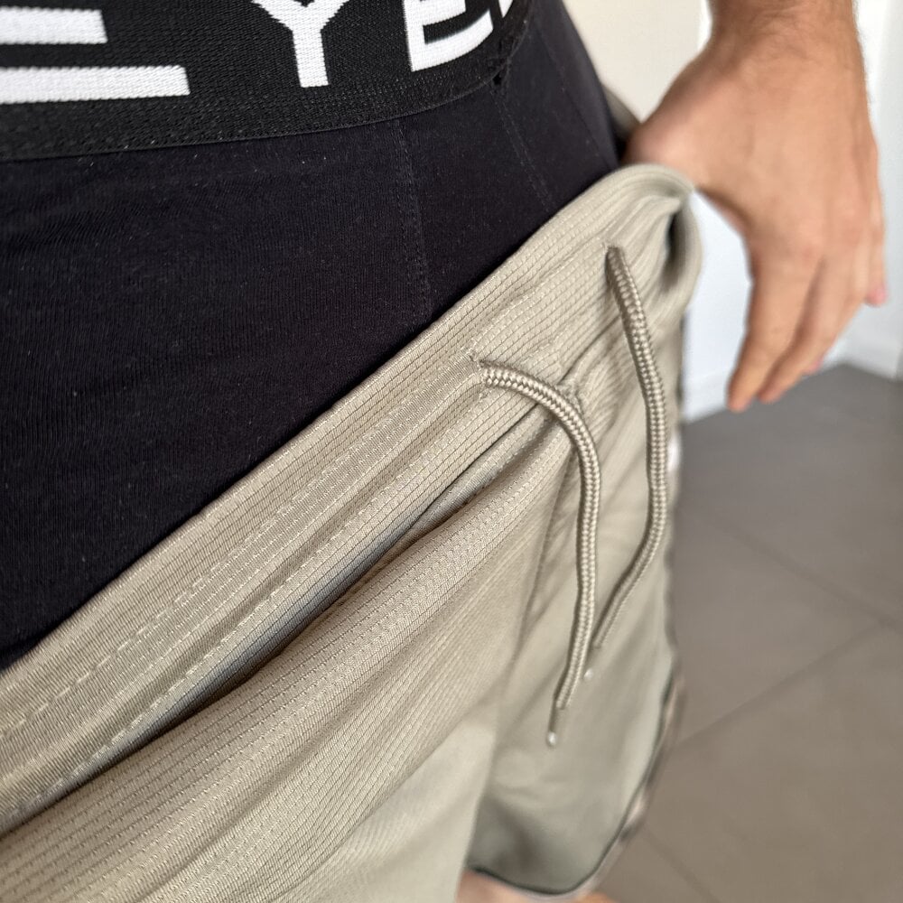 ushirosankaku profile