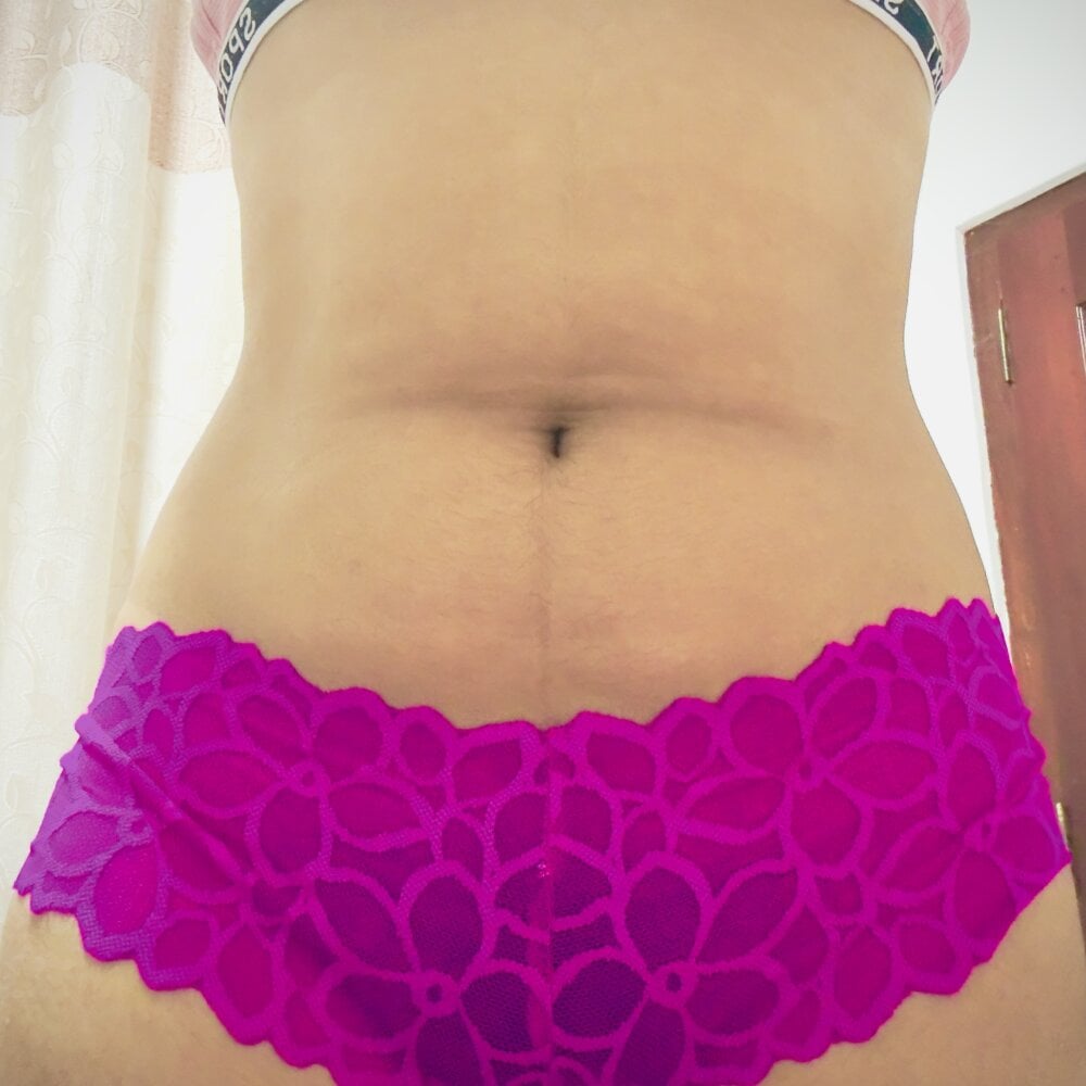 onaircams.com cute_girl2004 livesex profile in from-your-heart cams