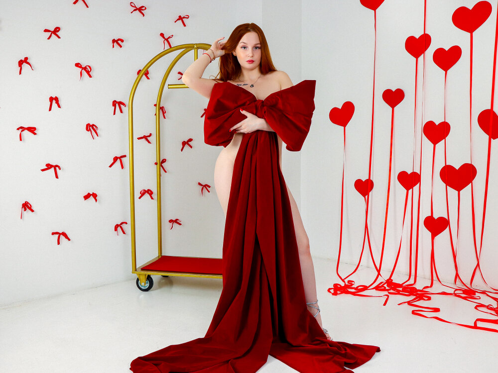 Live sex webcam photo for StellaHolmes #290399791