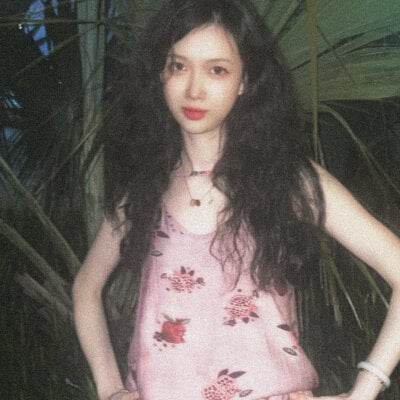 NiNi-baby520 Female Newasian Cam Nude