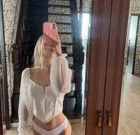 AnnisHesley offline chatrum