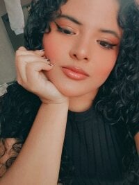 EsTreLla_wee's Offline Chat Room
