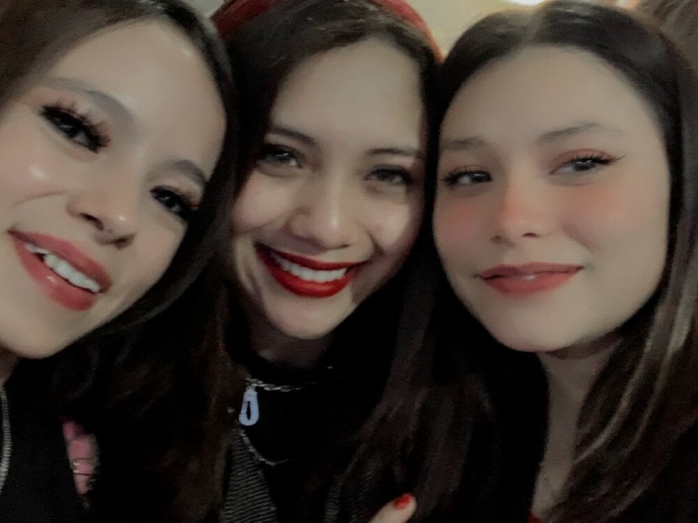 3littleschoolteens from stripchat