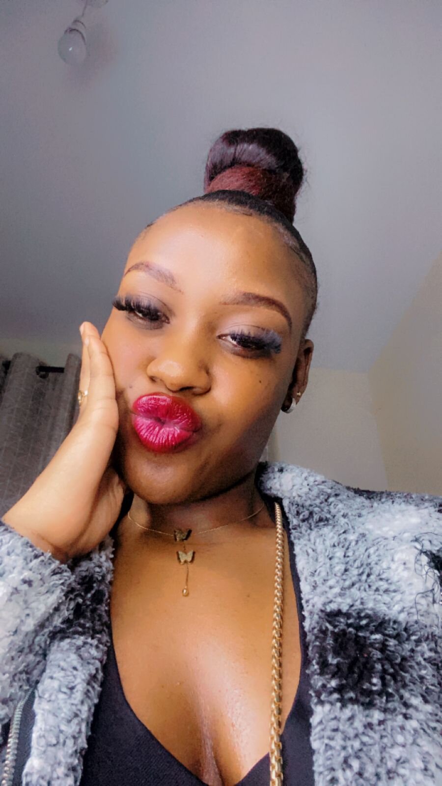 EssyCee10