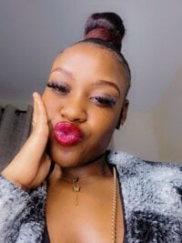 EssyCee10's webcam live show