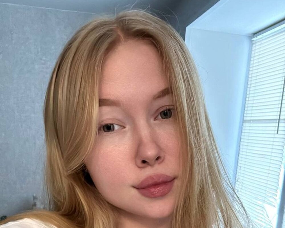 sexcityguide.com raguelnicksons livesex profile in english cams