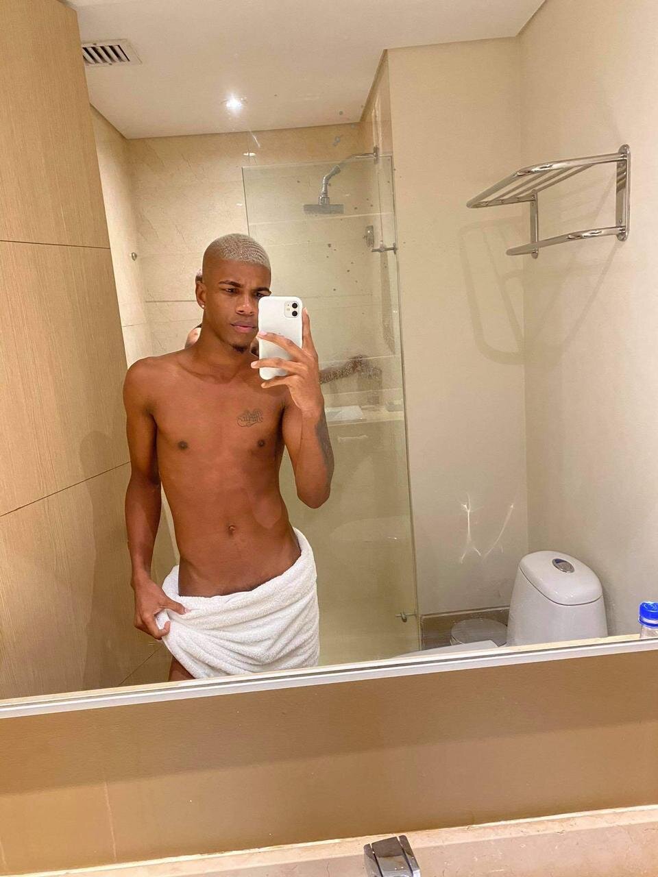 sexyboy_bigcockx
