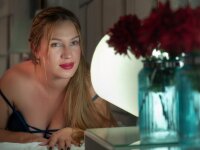 _IrinaPavlova_'s Offline Chat Room