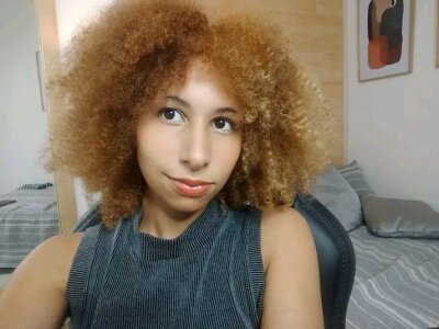 shoting_starr from stripchat
