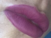 Giuly_hotmilf's Offline XXX Chat