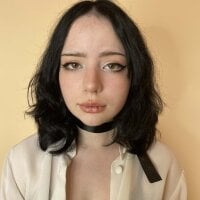 ChloeBarker's Offline Chat Room