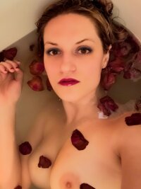faithetrinity's Offline XXX Chat