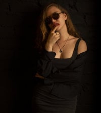 BombElla's Offline Chat Room