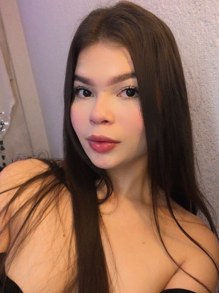 sweet_c4ndy from stripchat