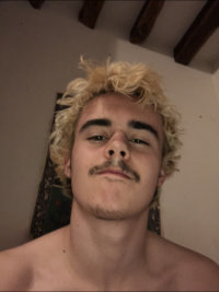 LeonFrenchCams' Offline XXX Chat