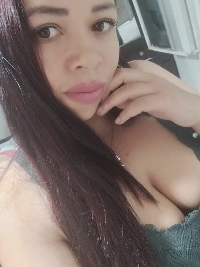 DANA_HOTSEX profile