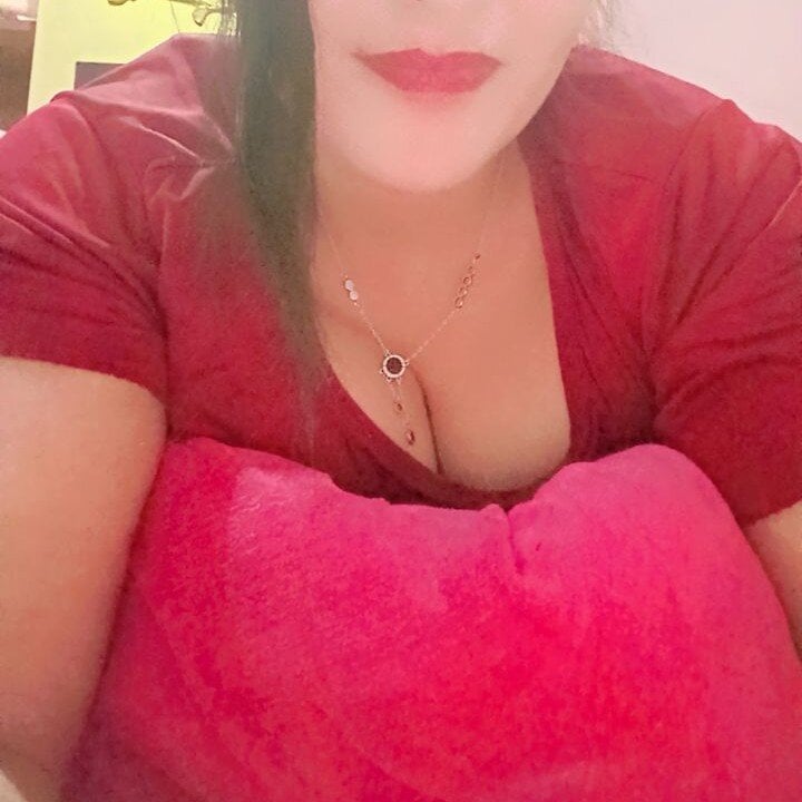 queenmazagy 😩 free naked cam