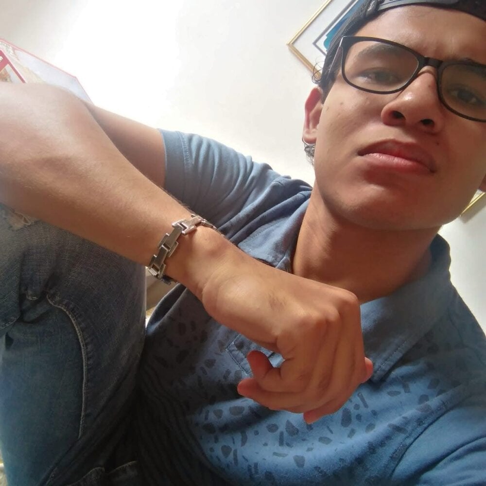 Alex_Cruz_ profile