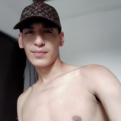 Christopher_gizzy - Stripchat Boy 