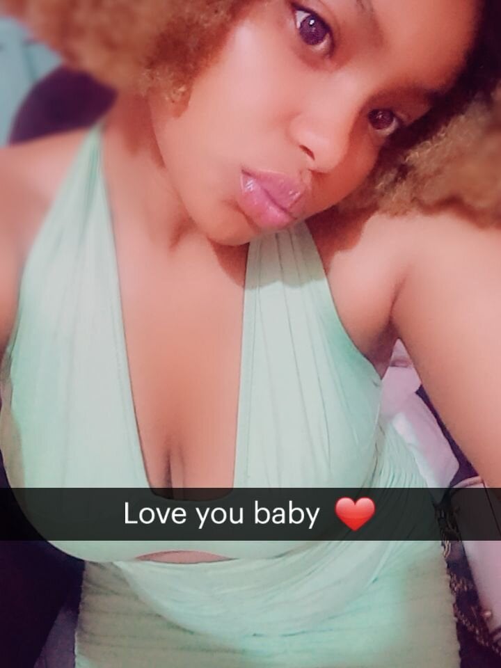 Live sex webcam photo for sidechick-experience #289833347