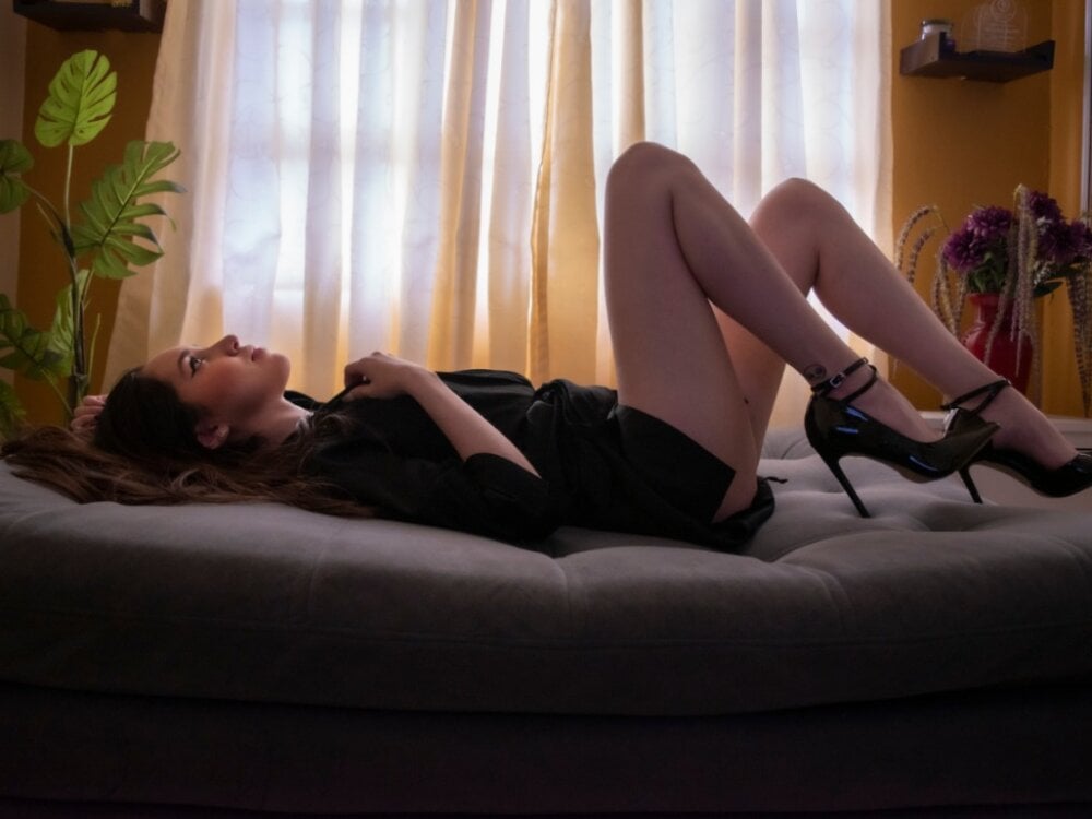 sarahcastillo_ from stripchat