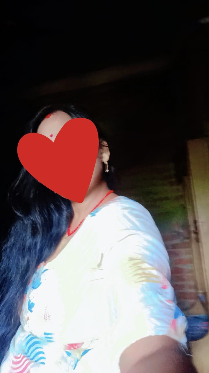Puja_bhabhi_hot