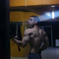 guywithmuscles's webcam live show