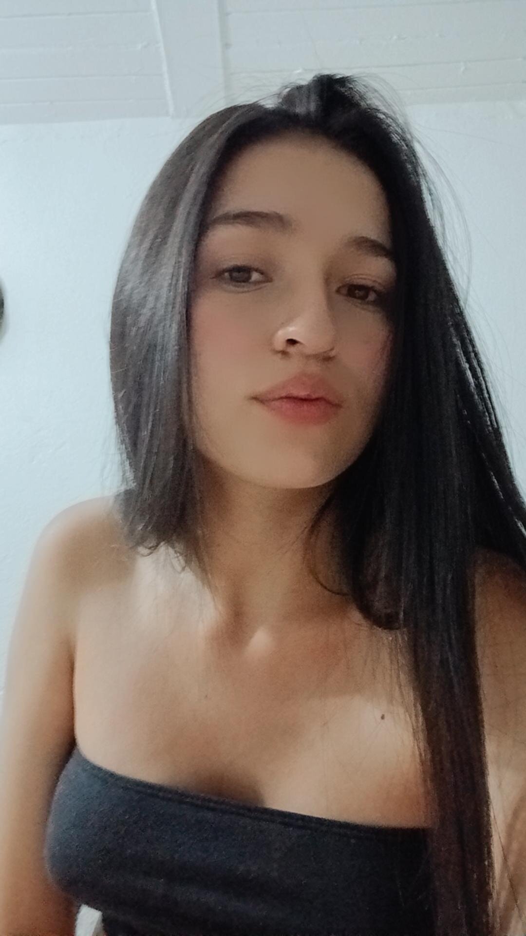 Ella_Olmos