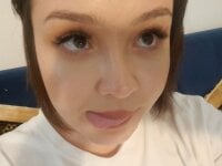 selena_4's Offline Chat Room