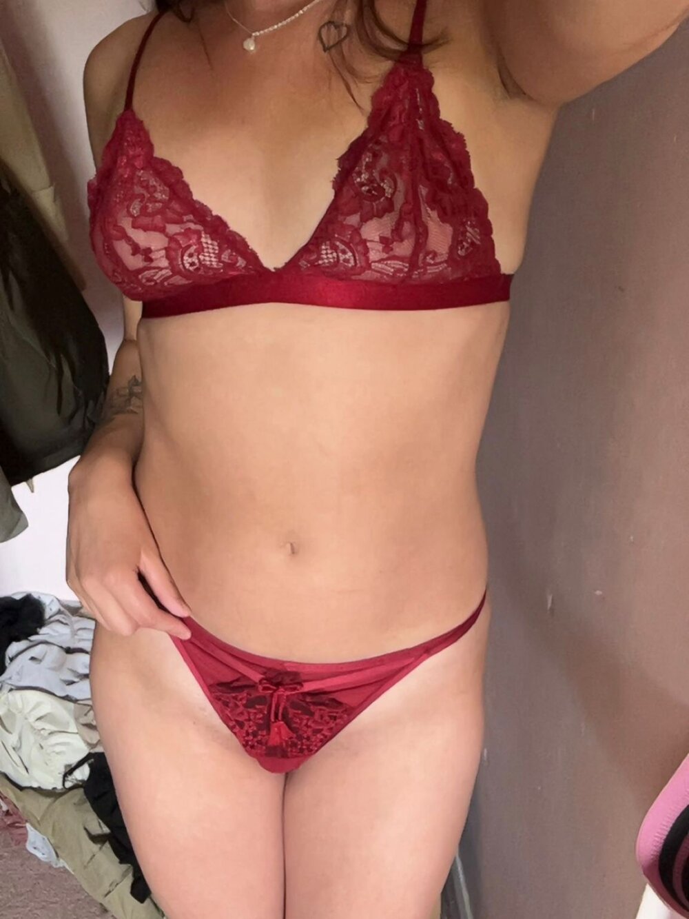KinkyXellie profile