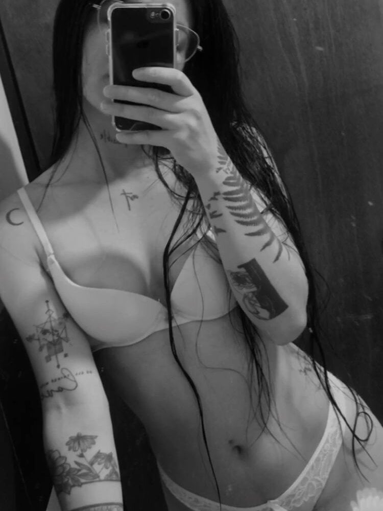 Violettakind_ profile