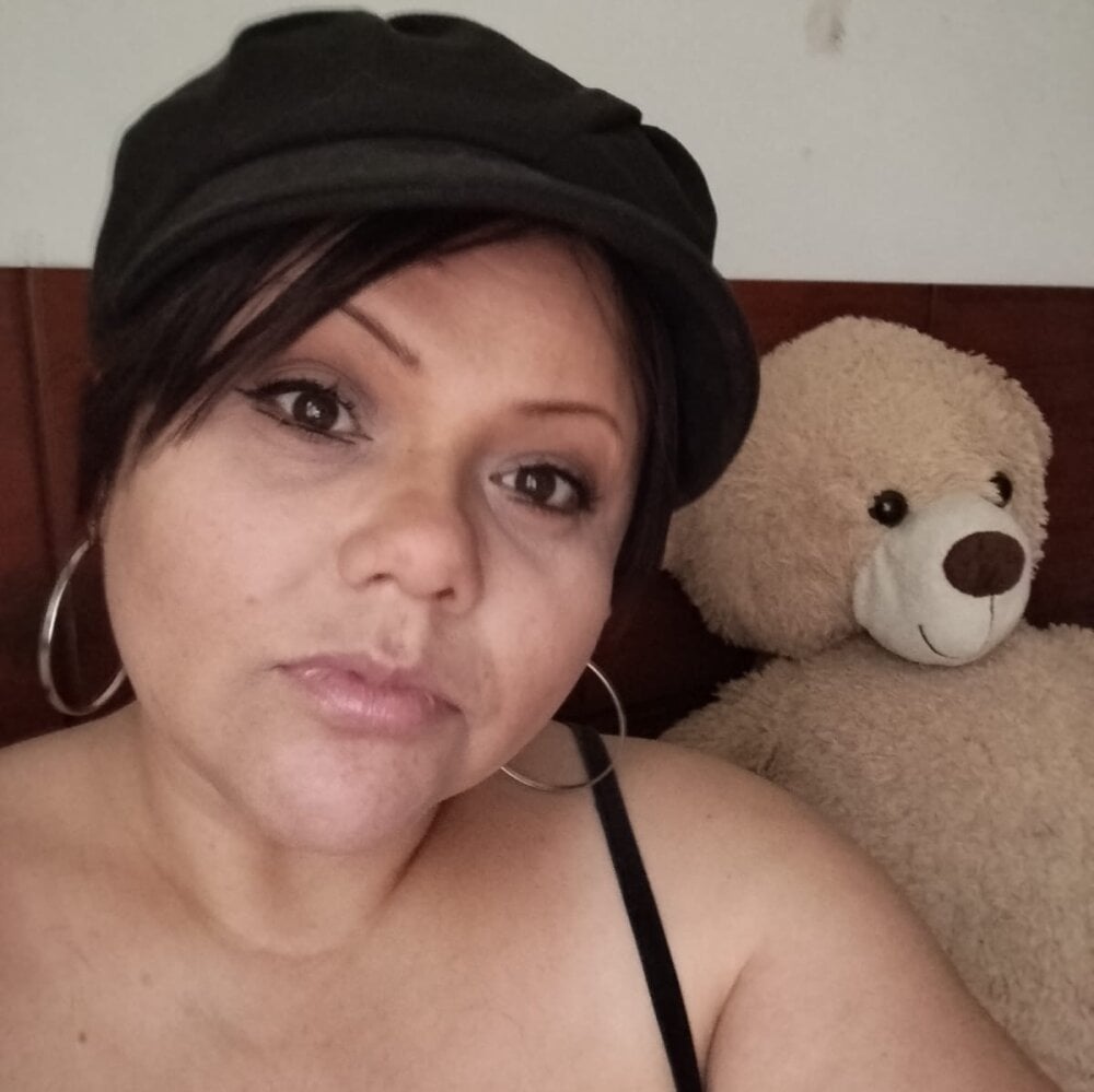 Amputee_woman's Offline XXX Chat