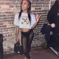 SlimmThickk's Offline Chat Room