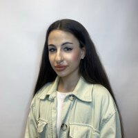 LisaButIer's Offline Chat Room