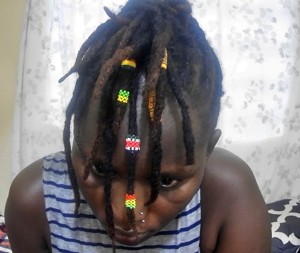 Live sex webcam photo for Hot_bootyz #289806446