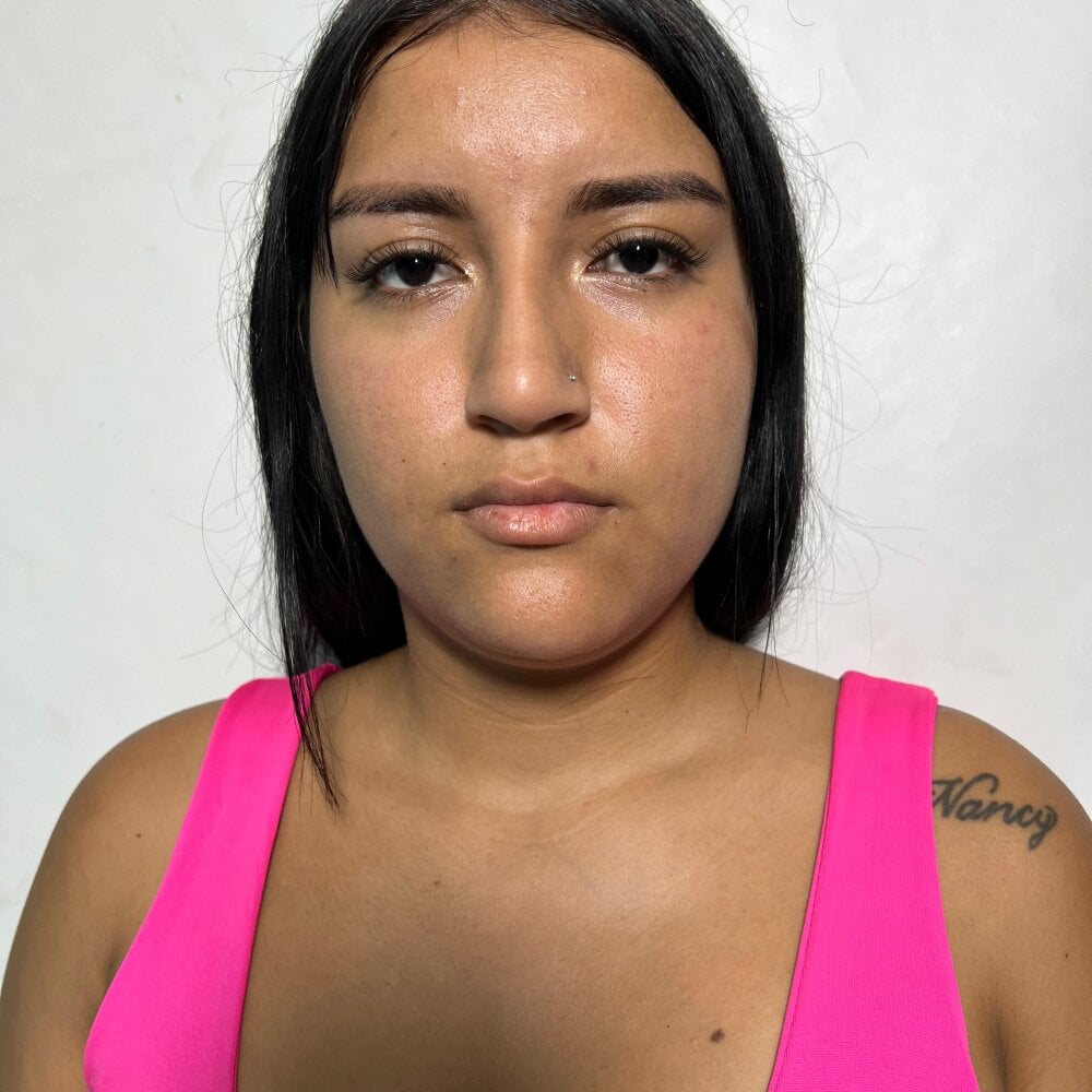 Tall_badgirl 님의 웹캠 쇼 | xhlive.cam