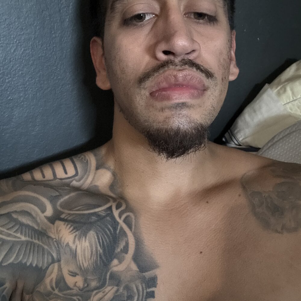 busnfatnutsLildee's Offline XXX Chat