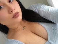 Juana_Espinosa's Offline Chat Room