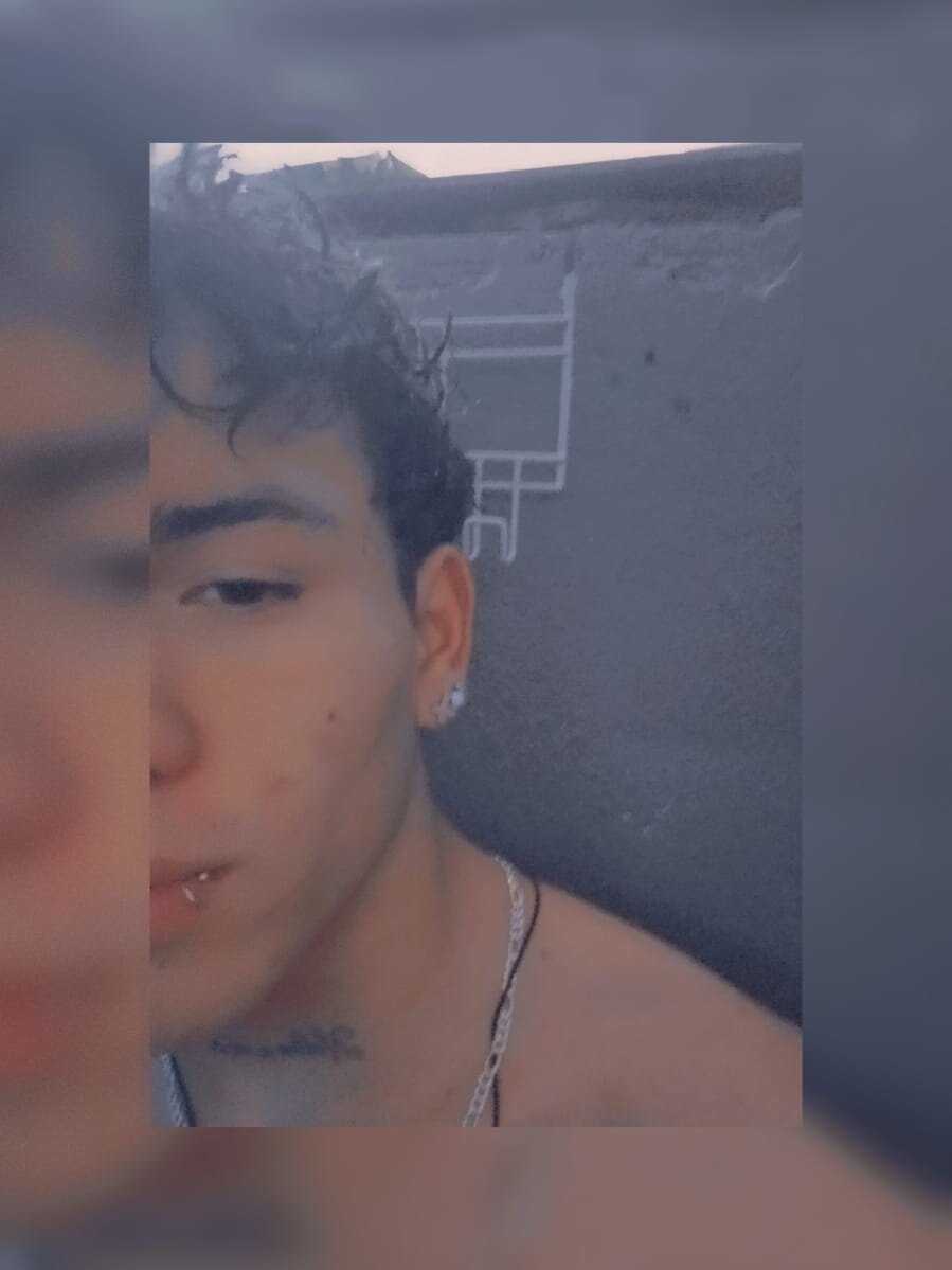 Lalex_Siete's Offline XXX Chat