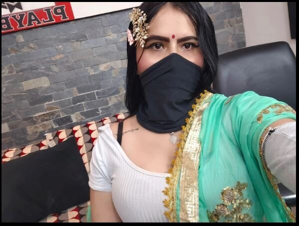 247camsex.com dayadubey_ livesex profile in middleeastern cams