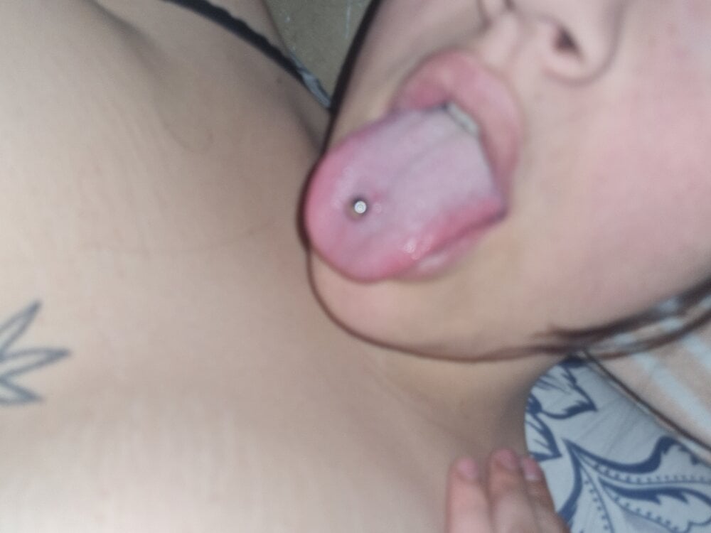 stripchat luulaa444 webcam profile pic via livestrip-joy.com